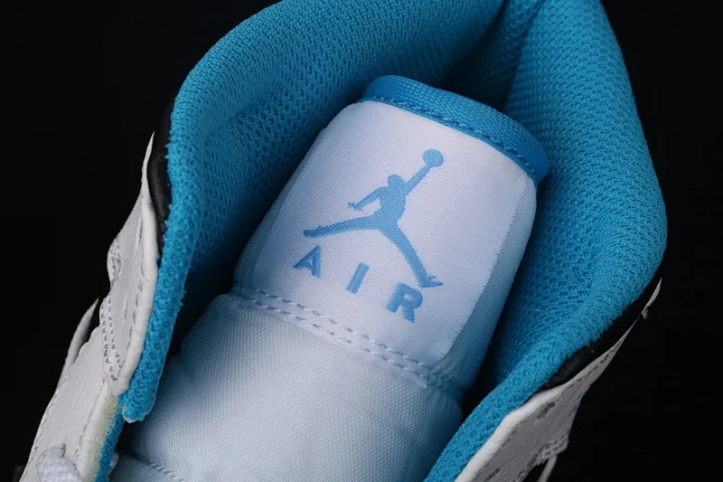 All categories Air Jordan Jordan series basketball shoes Air Jordan 1 Mid Air Jordan 1 Mid AJ1 Joe 1 Zhongbang basketball shoes 554724-141